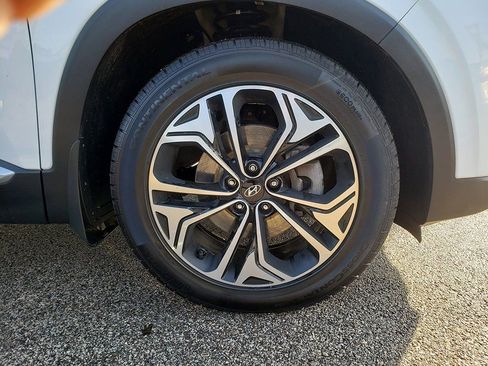 Used 2019 Hyundai Santa Fe Ultimate image 16