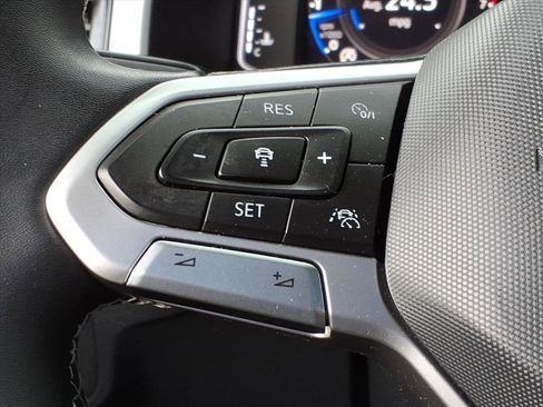 Used 2023 Volkswagen Atlas Cross Sport SEL image 14