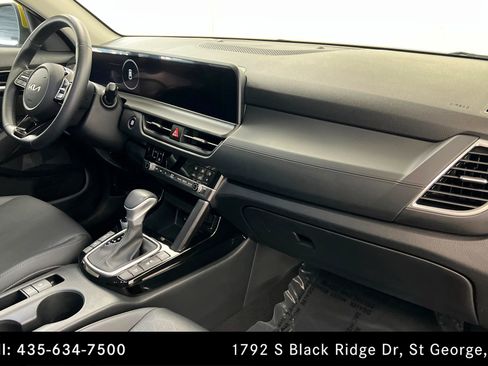 Used 2024 Kia Seltos SX w/ SX Sunroof Package image 24