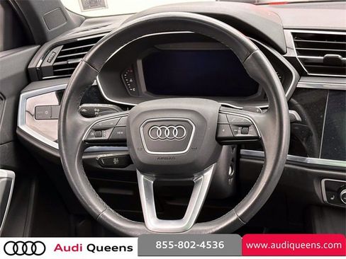 Certified 2022 Audi Q3 2.0T Premium image 17