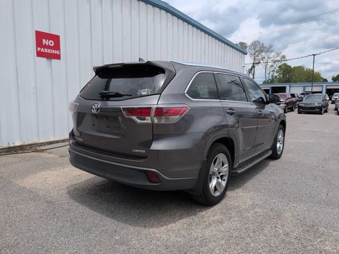 Used 2015 Toyota Highlander Limited FWD image 8