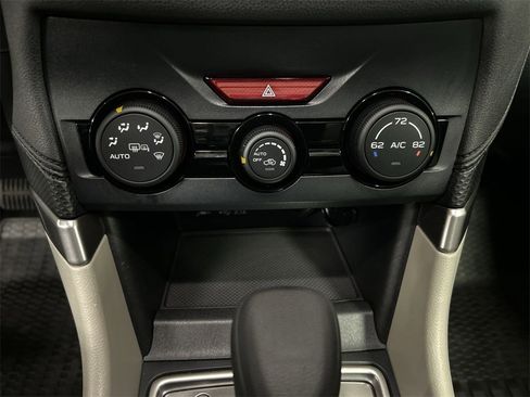 Used 2019 Subaru Forester Premium w/ All-Weather Package image 21