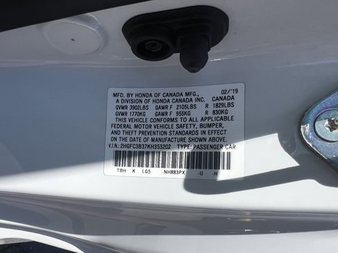 Used 2019 Honda Civic EX image 18