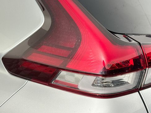 Used 2022 Mitsubishi Eclipse Cross ES AWD/4WD image 34