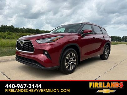 Used 2024 Toyota Highlander XLE