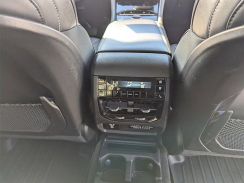 Used 2021 Jeep Grand Cherokee L Limited image 35