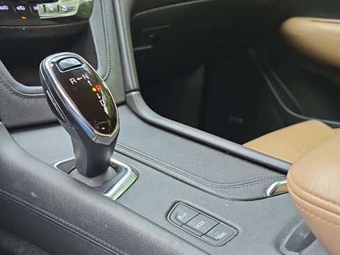 Used 2017 Cadillac XT5 Platinum image 20