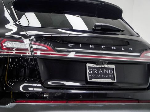 Used 2022 Lincoln Nautilus Reserve w/ Equipment Group 201A AWD/4WD image 14