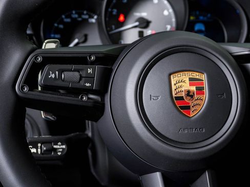 New 2026 Porsche Macan S image 20