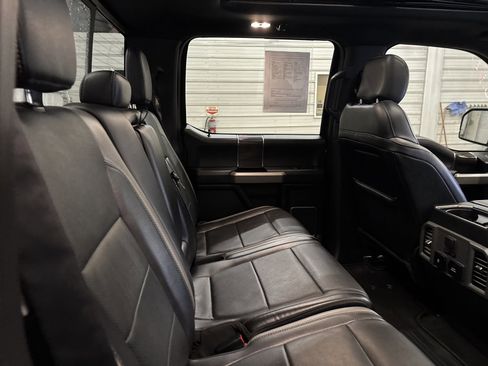 Used 2018 Ford F150 Raptor w/ Equipment Group 802A Luxury image 33