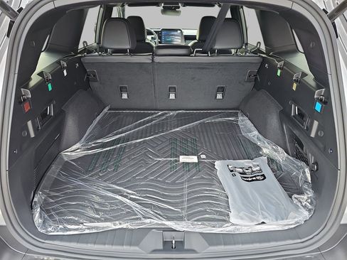 New 2026 Subaru Outback Limited AWD/4WD image 15
