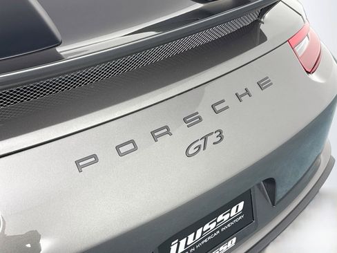 Used 2019 Porsche 911 GT3 RWD image 45