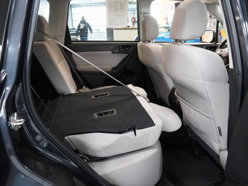 Used 2015 Subaru Forester 2.5i Premium image 26