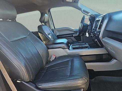 Used 2017 Ford F150 XLT w/ Equipment Group 302A Luxury image 34