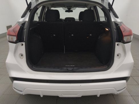 Used 2023 Nissan Kicks SV FWD image 29