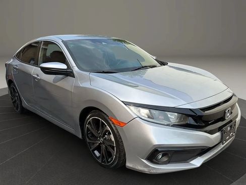 Used 2021 Honda Civic Sport image 3