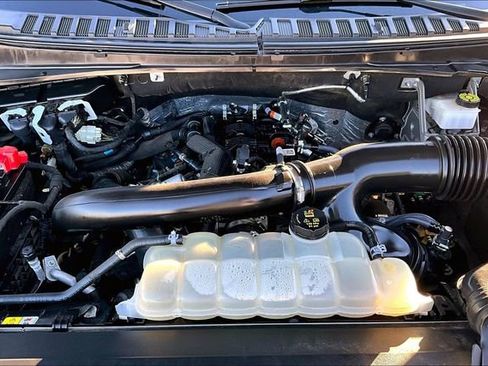 Used 2024 Ford Expedition Limited image 27