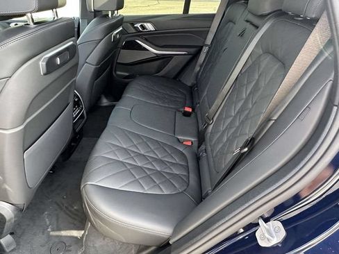 New 2026 BMW X5 xDrive40i w/ M Sport Package AWD/4WD image 8