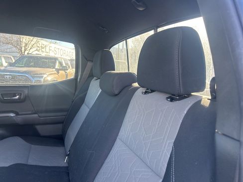 Used 2023 Toyota Tacoma TRD Sport image 20