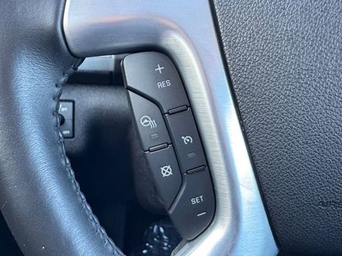 Used 2017 GMC Acadia Limited SLT image 7