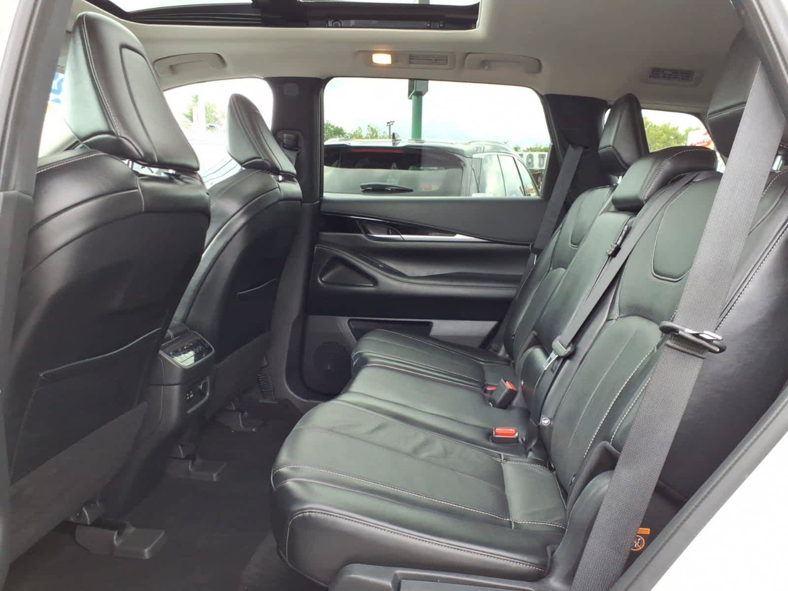 Certified 2022 INFINITI QX60 Pure AWD/4WD image 12