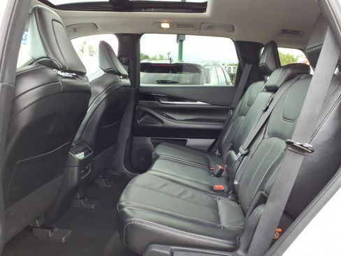 Certified 2022 INFINITI QX60 Pure AWD/4WD image 12
