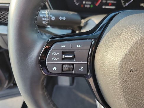 Used 2024 Honda CR-V EX-L image 29