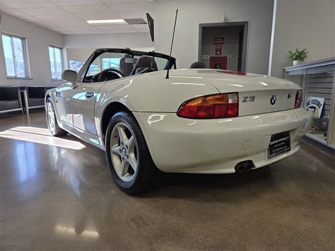 Used 1997 BMW Z3 2.8 image 6