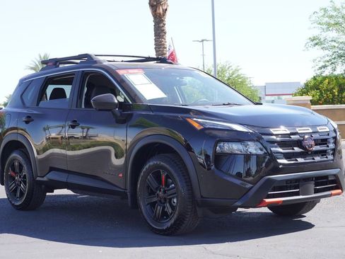 Certified 2025 Nissan Rogue SV AWD/4WD image 4