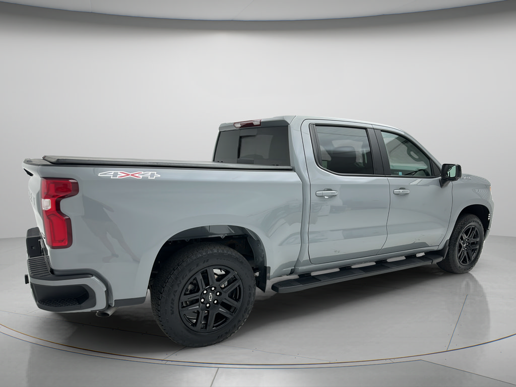 Used 2025 Chevrolet Silverado 1500 RST w/ Convenience Package II AWD/4WD image 4