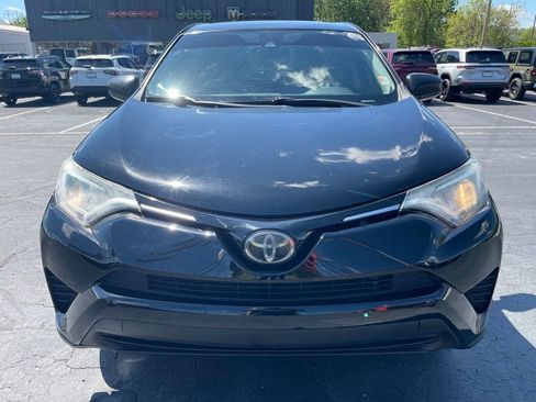 Used 2018 Toyota RAV4 LE w/ All Weather Liner Package AWD/4WD image 5