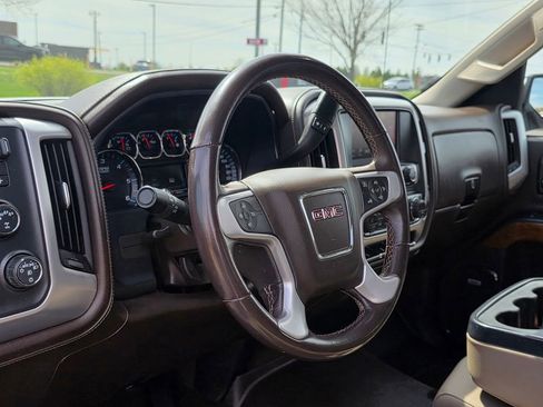 Used 2018 GMC Sierra 1500 SLT w/ SLT Premium Package image 11