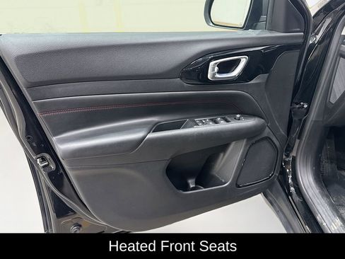 Used 2022 Jeep Compass Trailhawk w/ Trailhawk Convenience Group image 16