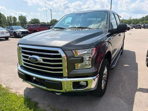 Used 2015 Ford F150 XLT w/ Equipment Group 302A Luxury AWD/4WD image 3
