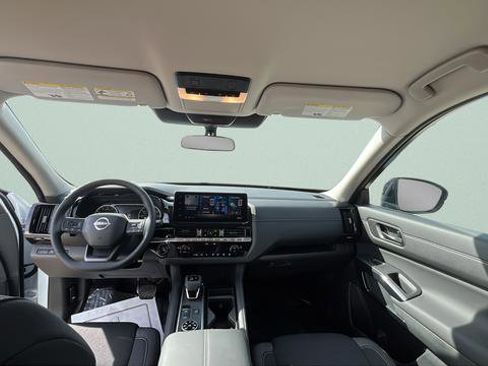 New 2026 Nissan Pathfinder SV AWD/4WD image 25