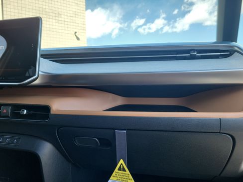 New 2025 Volkswagen ID. Buzz Pro S image 20