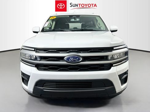 Used 2024 Ford Expedition XLT RWD image 10