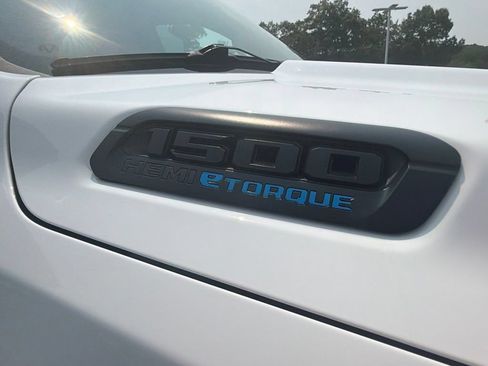 Used 2023 RAM 1500 Big Horn AWD/4WD image 34