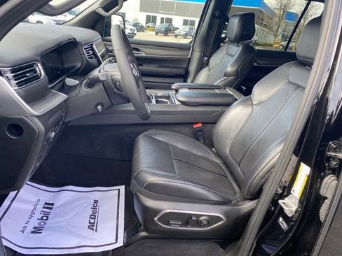 Used 2024 Jeep Wagoneer Series II image 15