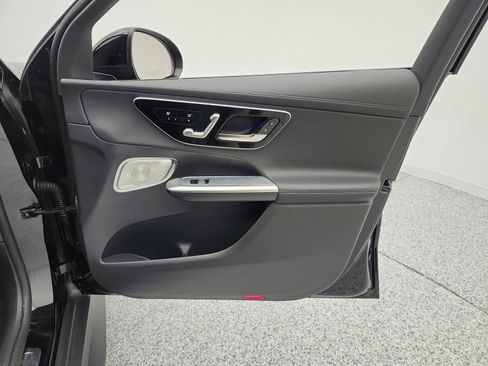 Certified 2023 Mercedes-Benz GLC 300 image 27