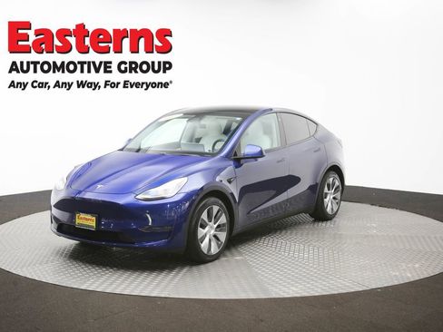 Used 2021 Tesla Model Y Long Range image 50