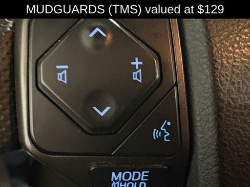 Used 2022 Toyota Tacoma TRD Off-Road w/ Technology Package image 10