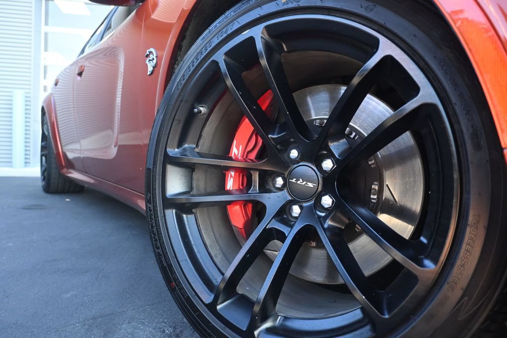 Used 2022 Dodge Charger SRT Hellcat w/ Navigation & Travel Group RWD image 3