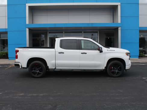 New 2026 Chevrolet Silverado 1500 RST w/ Redline Edition AWD/4WD image 5