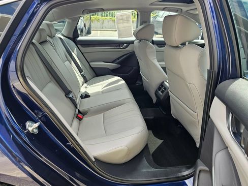 Used 2018 Honda Accord EX-L image 12