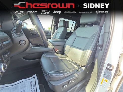 Used 2023 GMC Yukon XL Denali w/ Advanced Technology Package AWD/4WD image 40