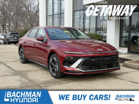 New 2026 Hyundai Sonata SEL image 1