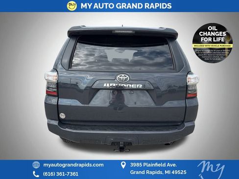 Used 2024 Toyota 4Runner SR5 Premium image 6