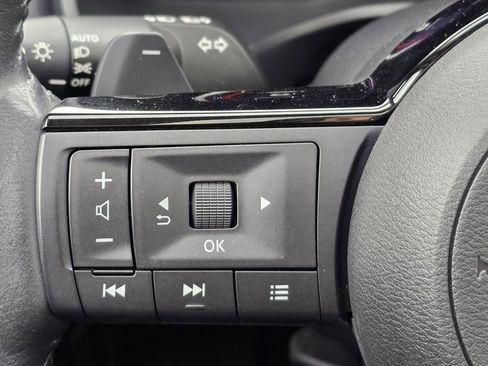 Used 2023 Nissan Rogue Platinum image 22