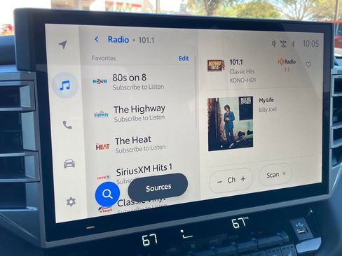 Used 2025 Toyota Tundra Limited image 22